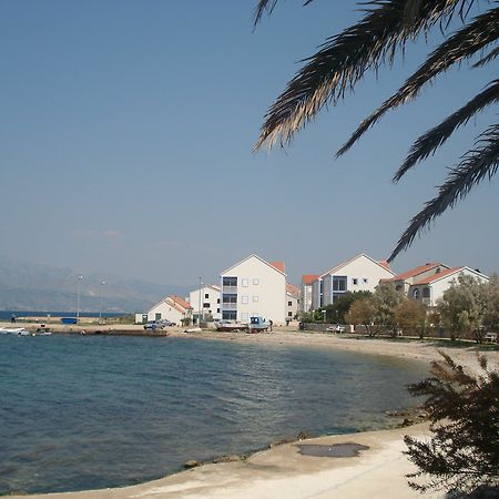 Aparthotel Marina Gromela Mirce Екстериор снимка