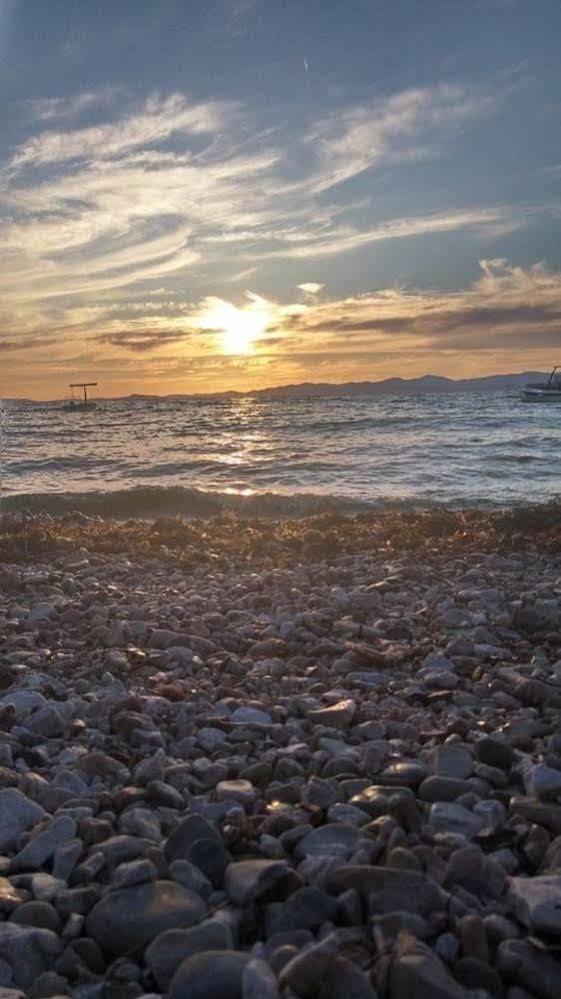 Aparthotel Marina Gromela Mirce Екстериор снимка