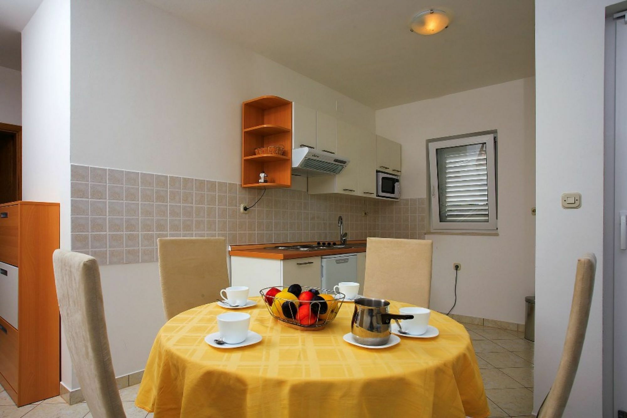 Aparthotel Marina Gromela Mirce Екстериор снимка