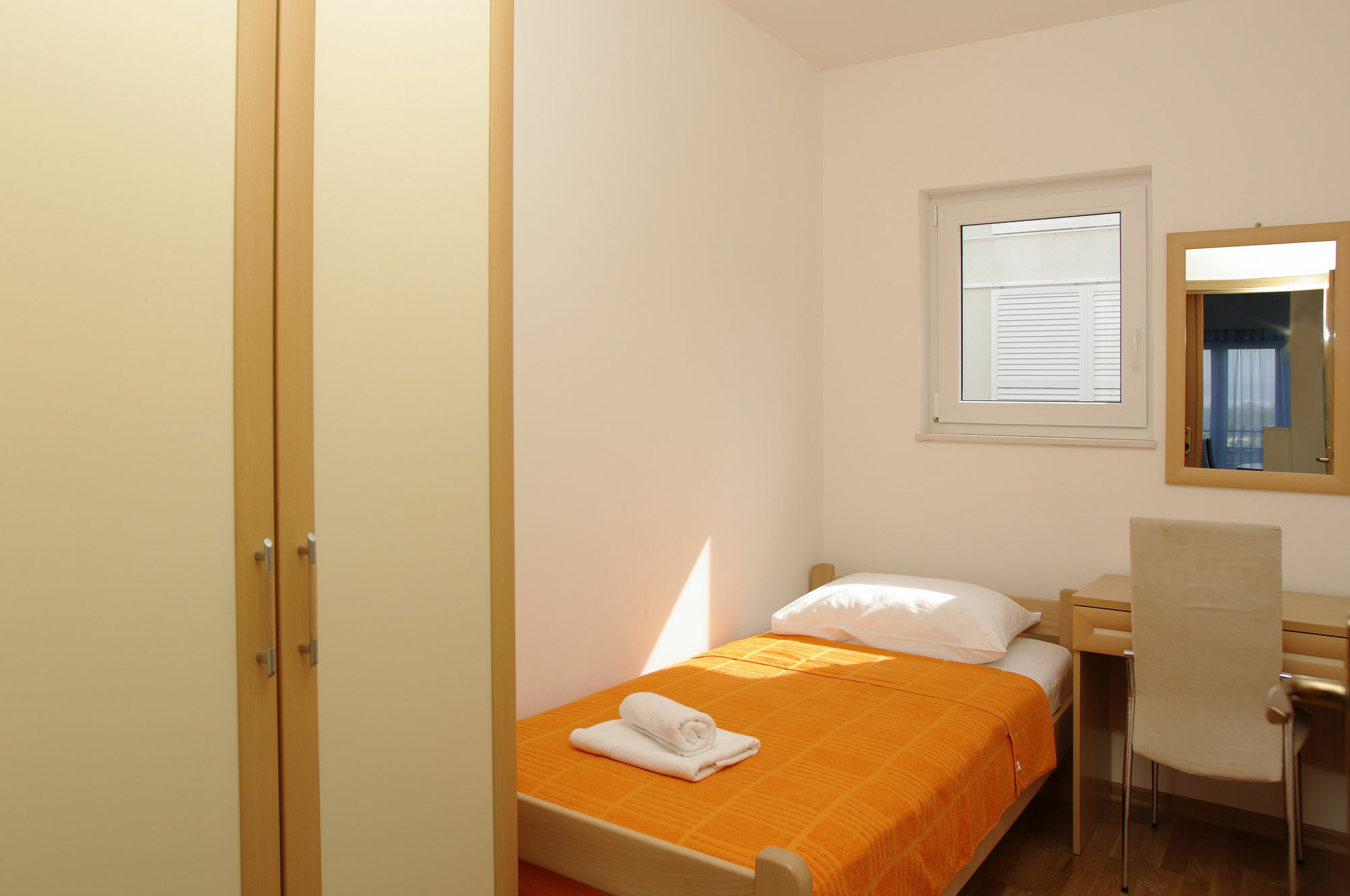 Aparthotel Marina Gromela Mirce Екстериор снимка